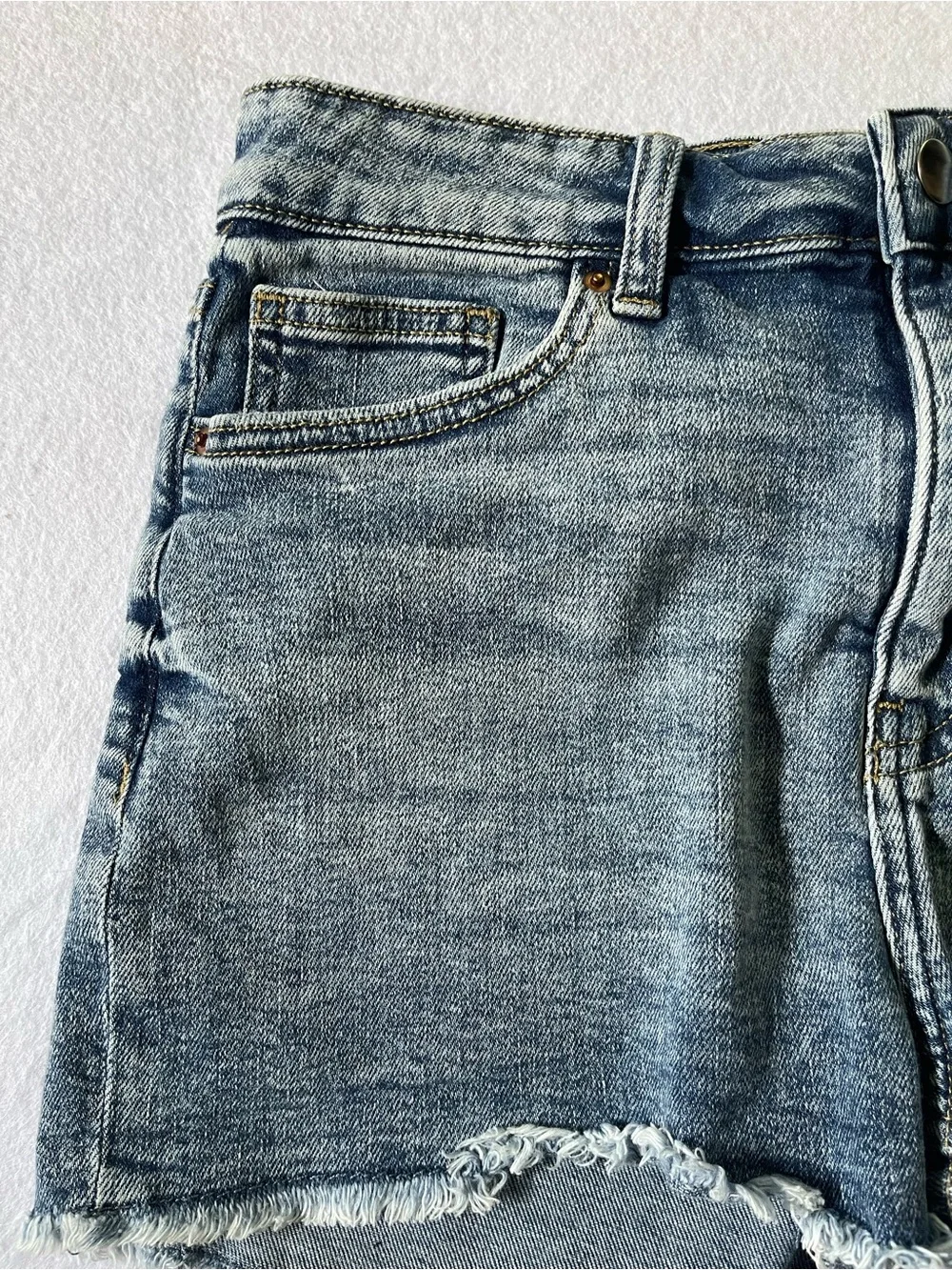 H&M Distressed Denim Shorts - Medium Blue